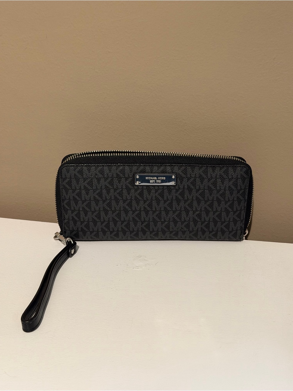 Michael Kors Black Logo Zip-Around Wristlet Card Holder